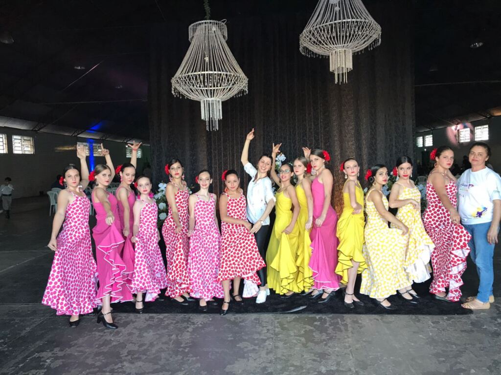 Escola JK é destaque no Dança Catarina