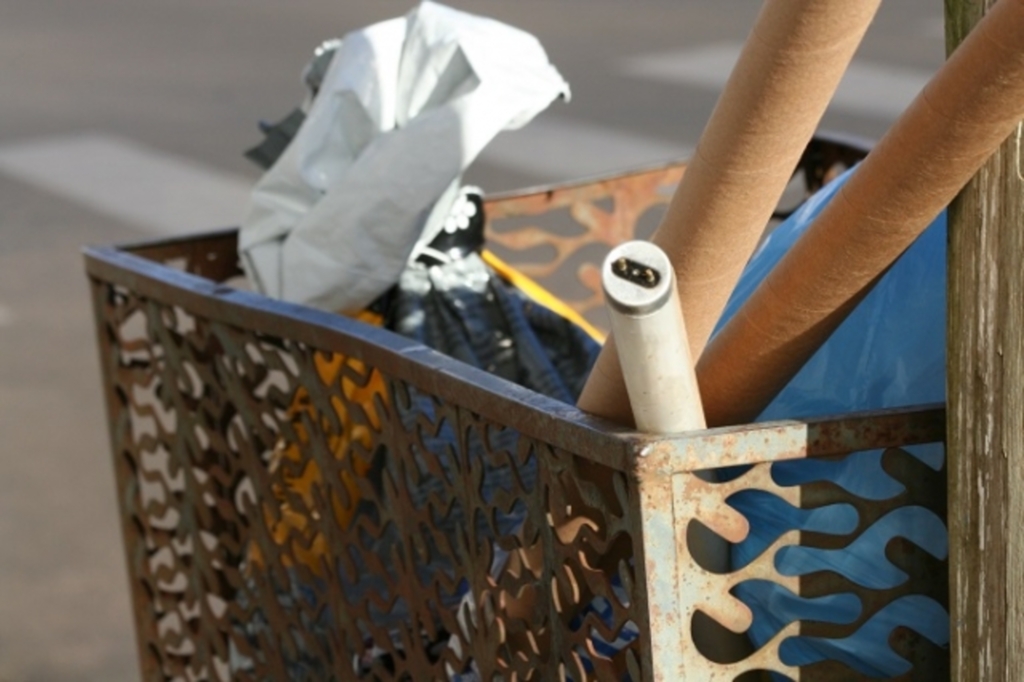 Dê o destino correto para as lâmpadas