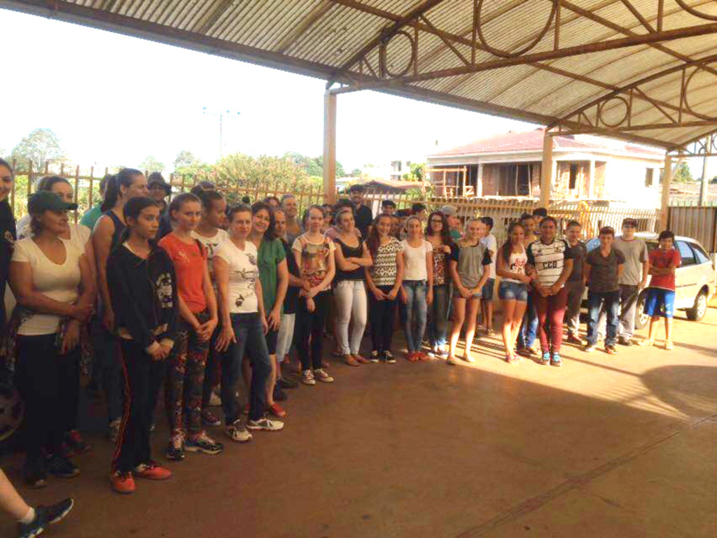 Divulgação - Em Santa Helena, estudantes também se envolveram na ação