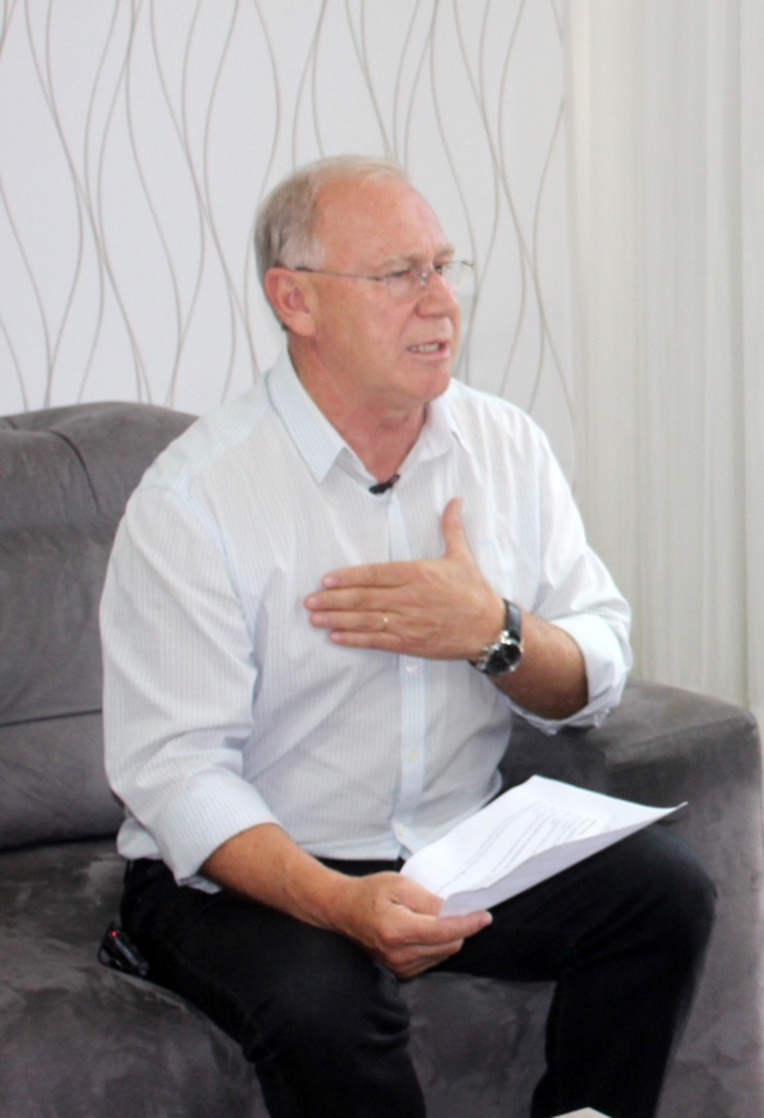 'Para mim compromisso é selado, tem que ir do começo ao fim'