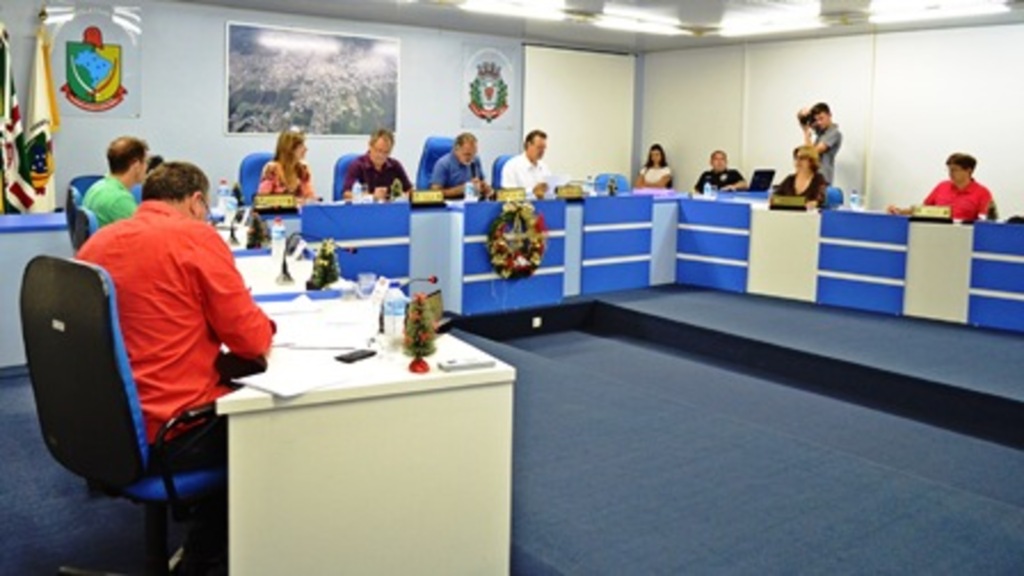 Câmara confirma aprovação de projetos na última sessão do ano