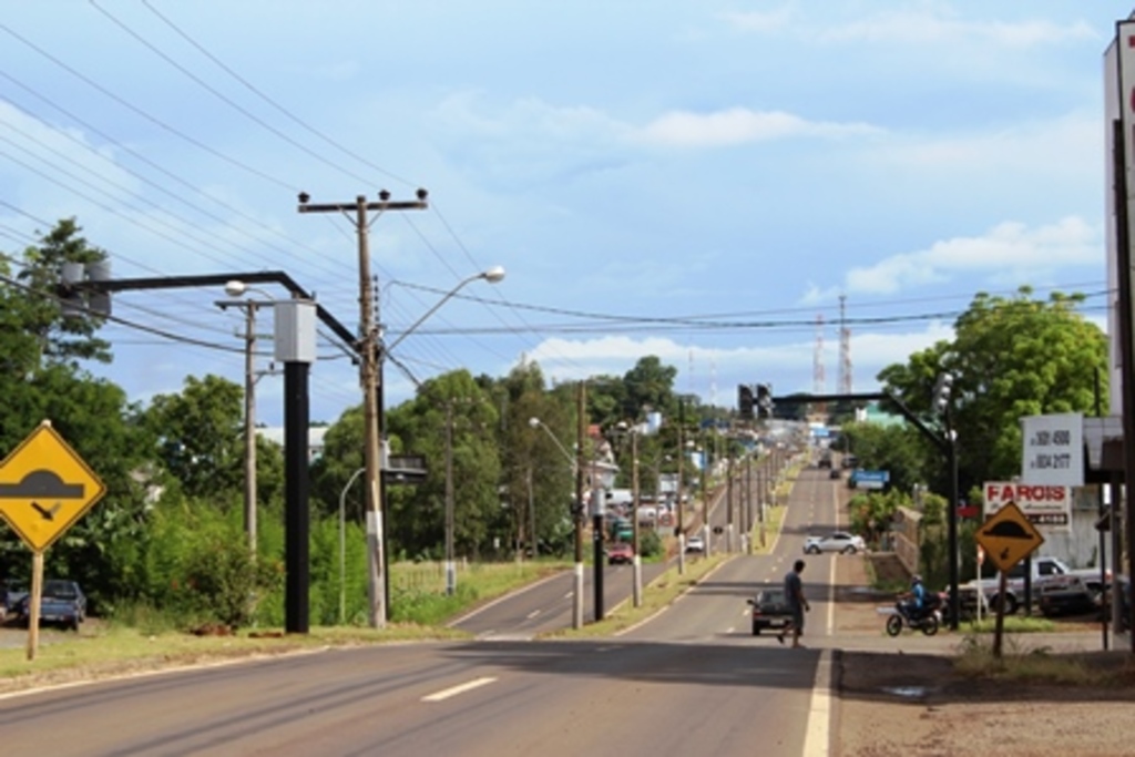 Willy Barth recebe equipamentos de fiscalização eletrônica