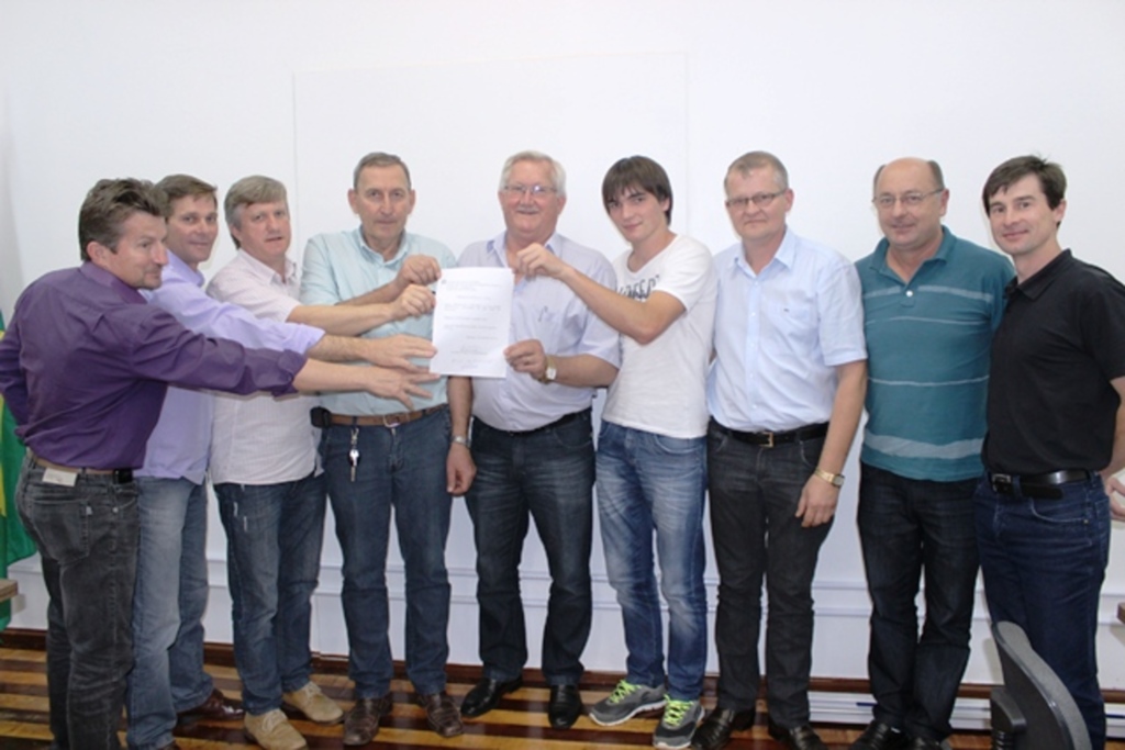 Empresa recebe ordem de serviço para reforma da E.E.B. Madre Benvenuta