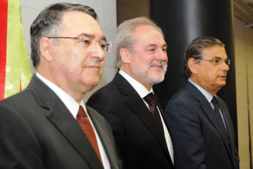 Presidente do TJ assume Governo do Estado