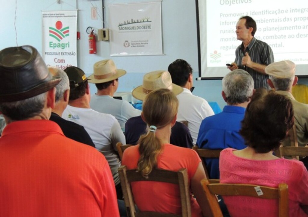 Prevenção e controle de lagartas e cigarrinhas é tema de Seminário