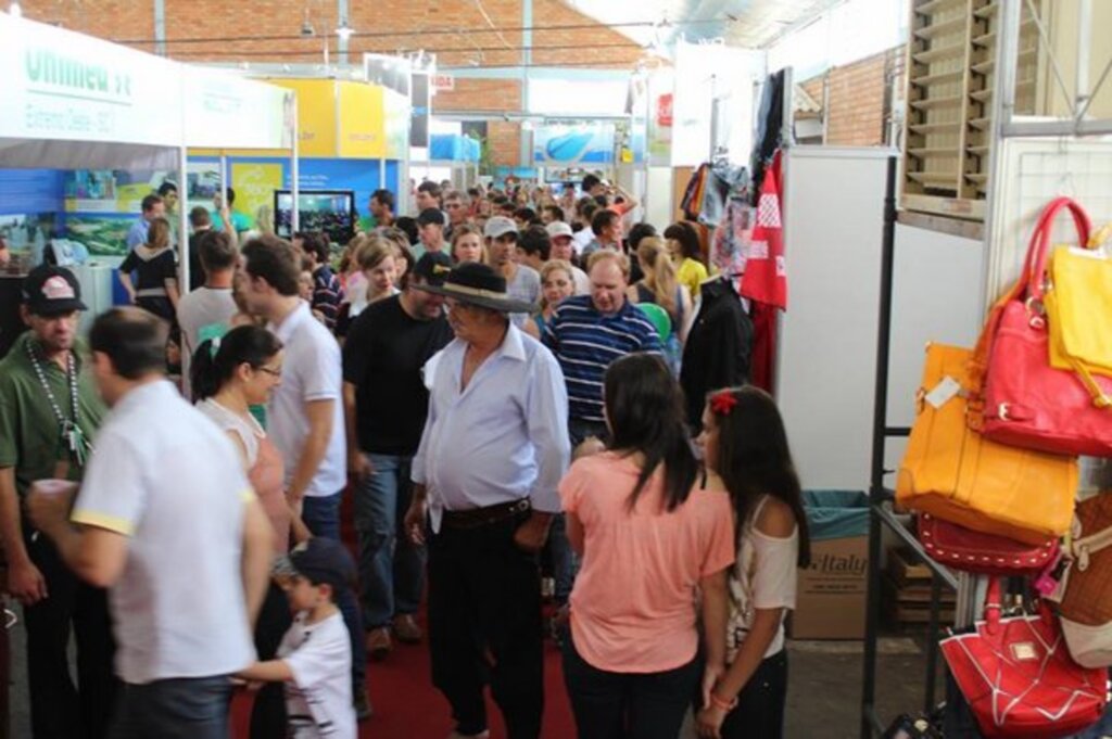 Faismo 2013: Grande público compareceu ao último dia da feira