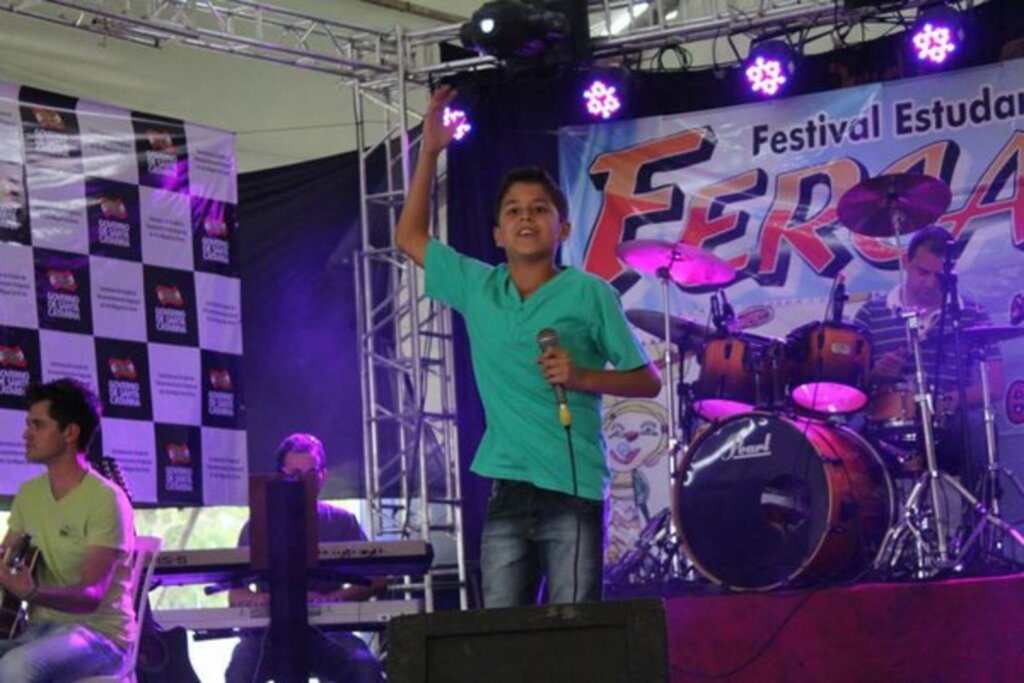 Faismo 2013 : Melhores cantores da região são escolhidos na final do Fercan