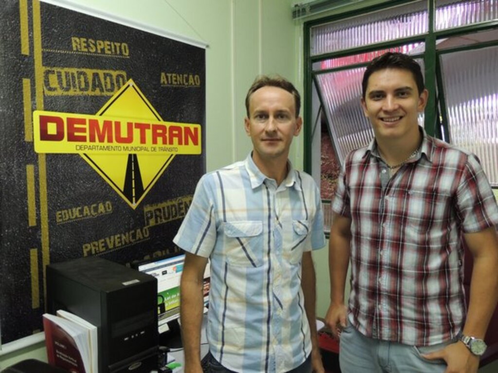 Ascom Prefeitura de São Miguel do Oeste - Atividades que estão sendo desenvolvidas para melhorar o trânsito de SMOeste foram destaques durante a visita