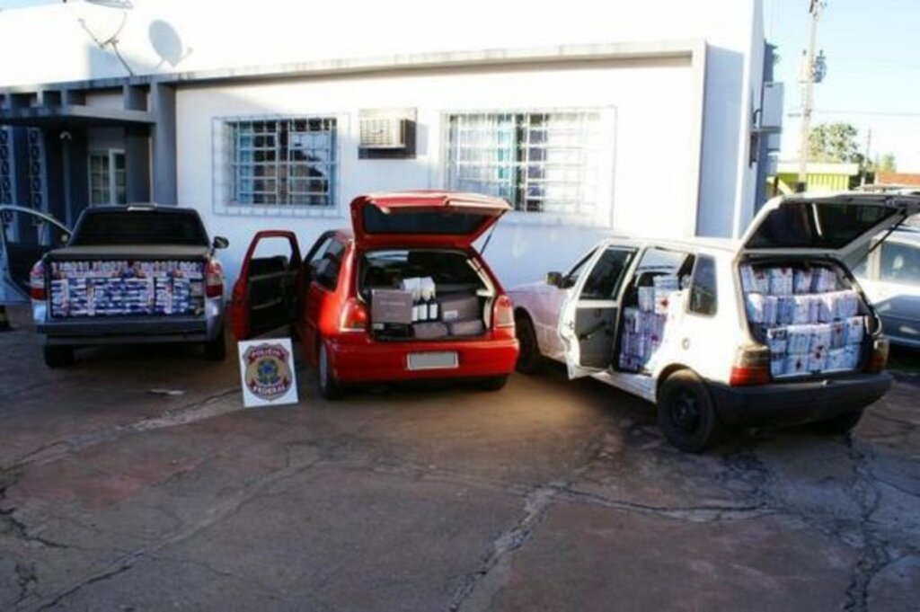 Polícia Federal de Dionísio Cerqueira apreende cinco veículos