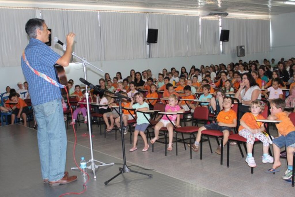 3ª Maratona de Contos atrai estudantes de SMOeste e São José do Cedro