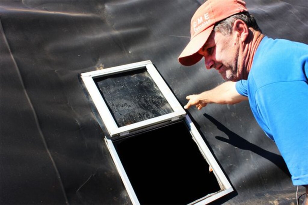 Folha do Oeste - A cisterna da família Bonamigo tem capacidade para armazenar até 800 mil litros de água