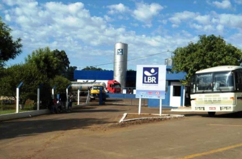 Luciano Matiello/Rádio Integração - ?Estão fechando a unidade?, afirma o presidente do Sitiex, Jair Paulo Stähler