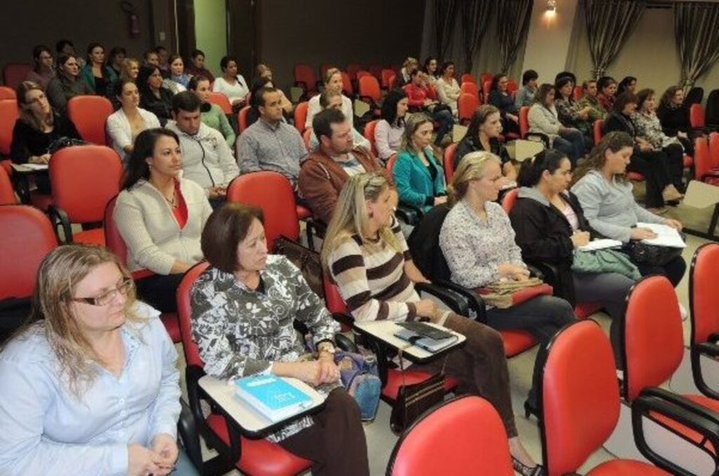 Ascom Prefeitura de São Miguel do Oeste - Solenidade oficial de abertura foi realizada no salão nobre da prefeitura