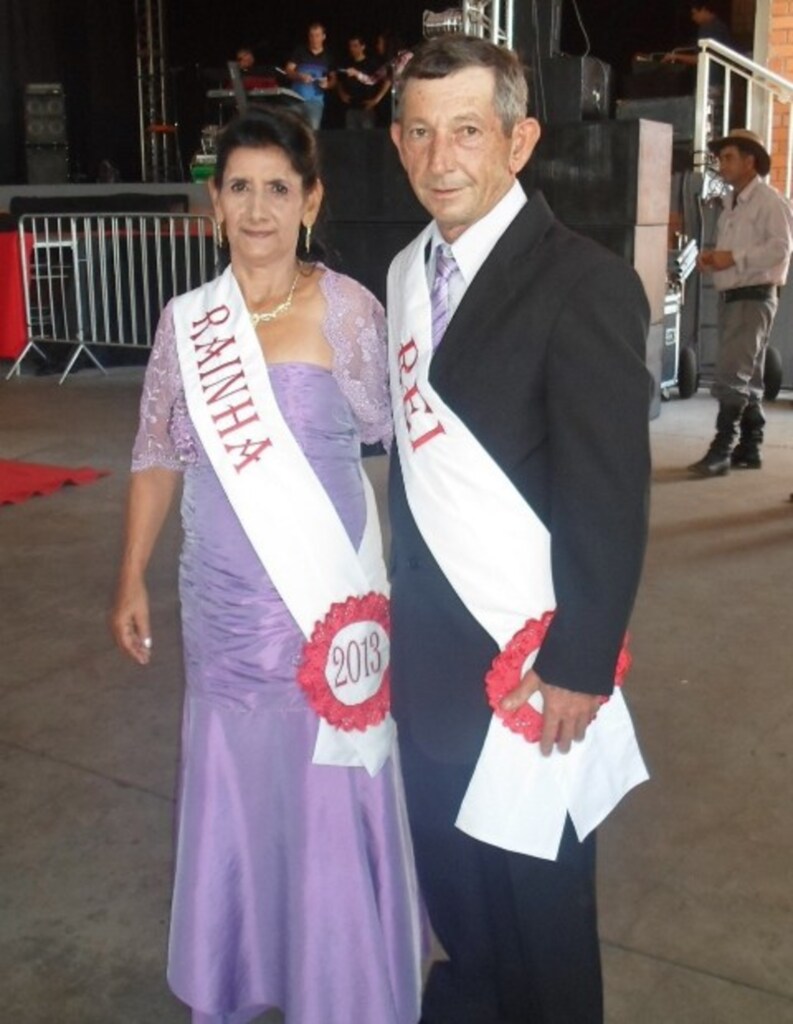 Ascom Prefeitura de São Miguel do Oeste - Neide Lourdes Chini e Neri Francisco  foram escolhidos Rei e Rainha 2013