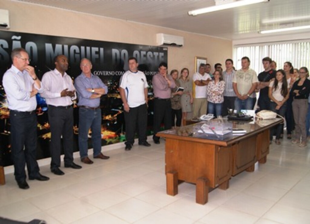 Divulgação - Valar afirmou que pretende fazer um grande governo em obras, projetos e investimentos