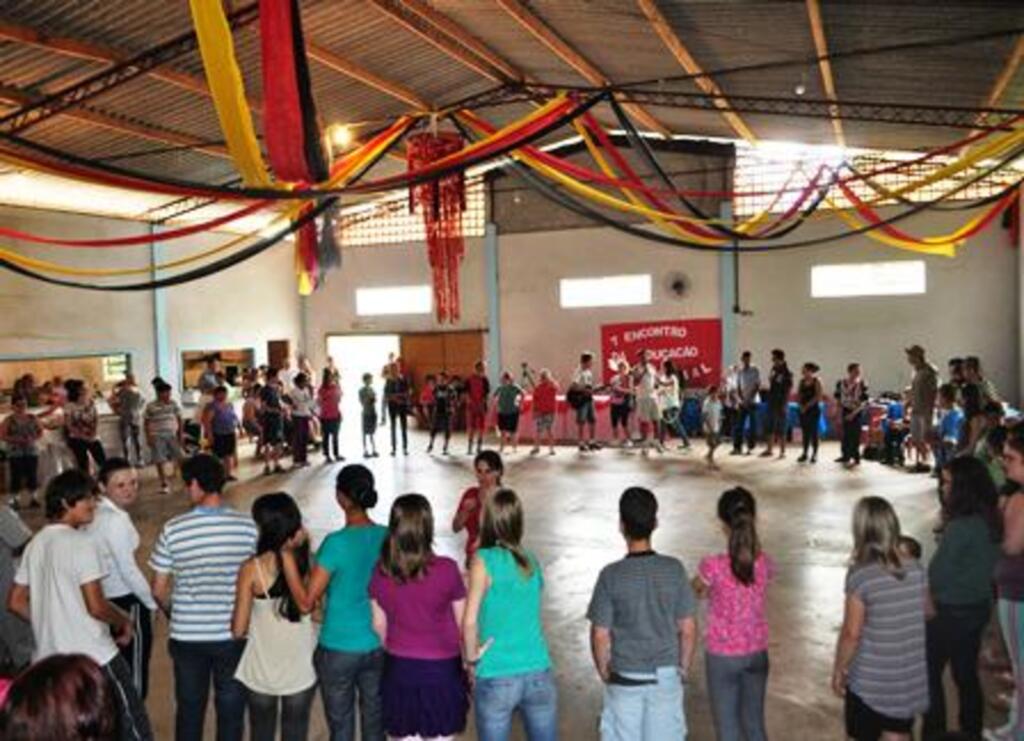 Divulgação - Encontro reuniu cerca de 200 pessoas