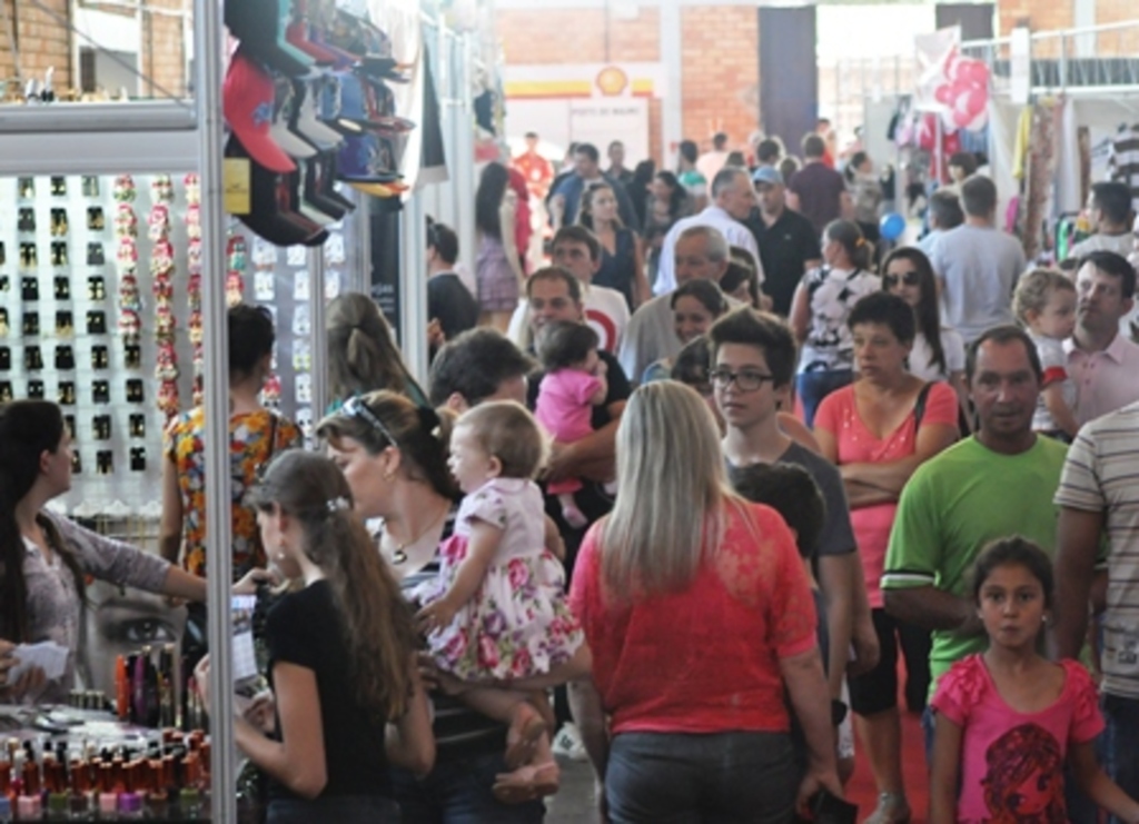 Feirão do Extremo Oeste termina neste final de semana