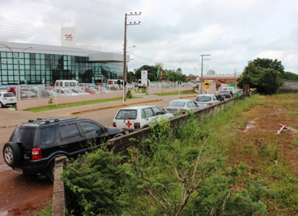 Folha do Oeste - Sugestão aumentaria o número de vagas