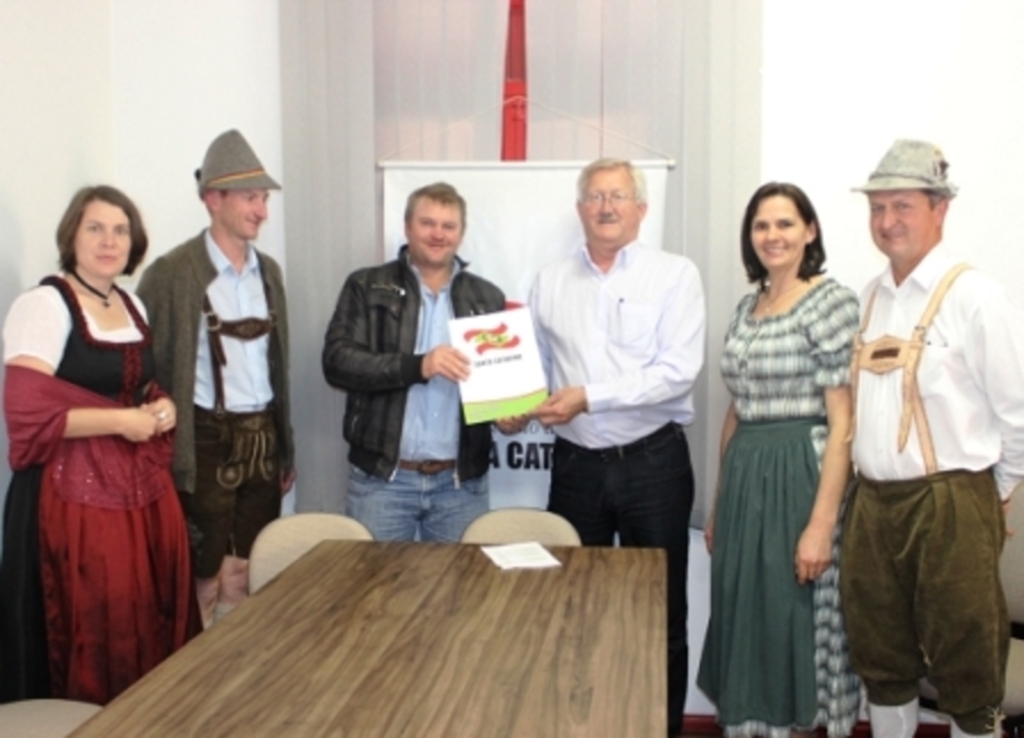 Divulgação - Comissão da cidade e da linha Becker com o secretário