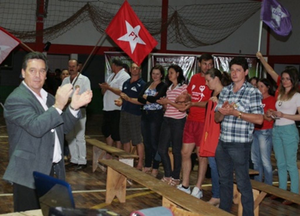 Divulgação - Em linha Dois Irmãos, Nelsinho enalteceu a renovação do parque de máquinas