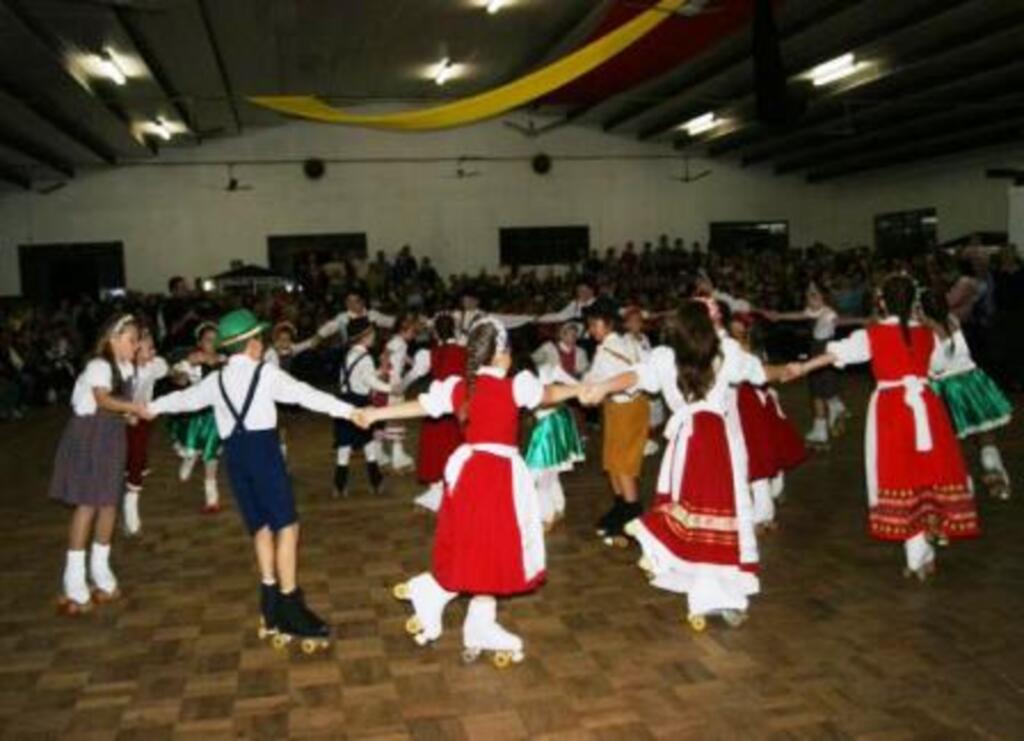 Divulgação - Noite cultural inspira novos talentos