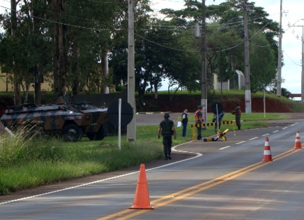 Folha do Oeste - A fiscalização é feita em pontos estratégicos