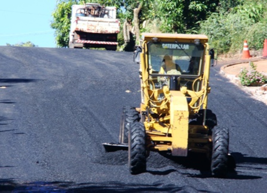 Arquivo/Folha do Oeste - Trabalhos foram realizados em 19 trechos de ruas