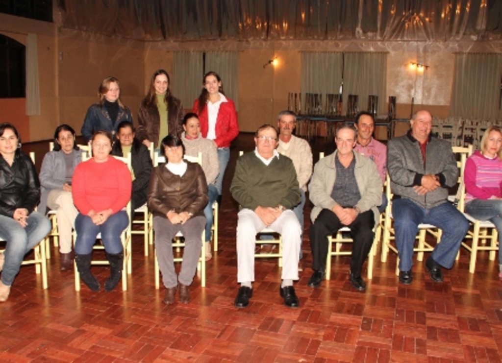 Divulgação - Moradores que deixaram de fumar através do programa foram diplomados