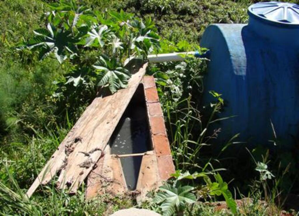 Divulgação - Esgoto vai direto para Rio Guamerim