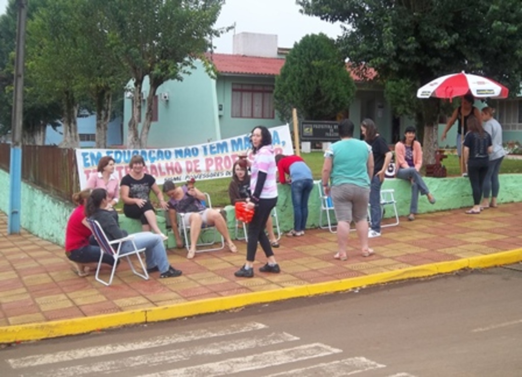 Justiça classifica greve de abusiva e determina fim do movimento