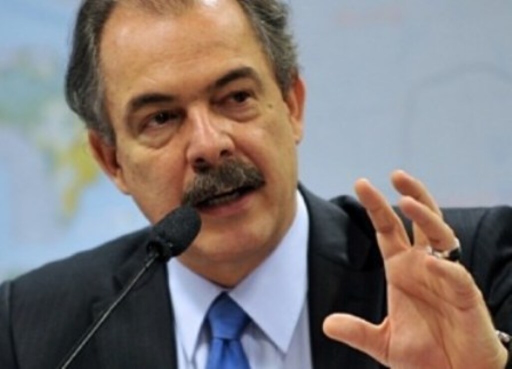 Divulgação - Mercadante afirmou que o piso salarial do magistério deve ser ?sustentável e progressivo?