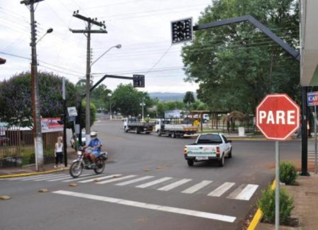 Divulgação - Até o final dessa semana, semáforos devem entrar em funcionamento em caráter de teste