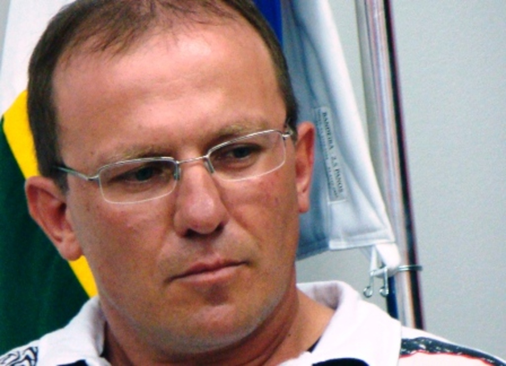 Folha do Oeste - Adolfo Chiesa é pré-candidato a prefeito