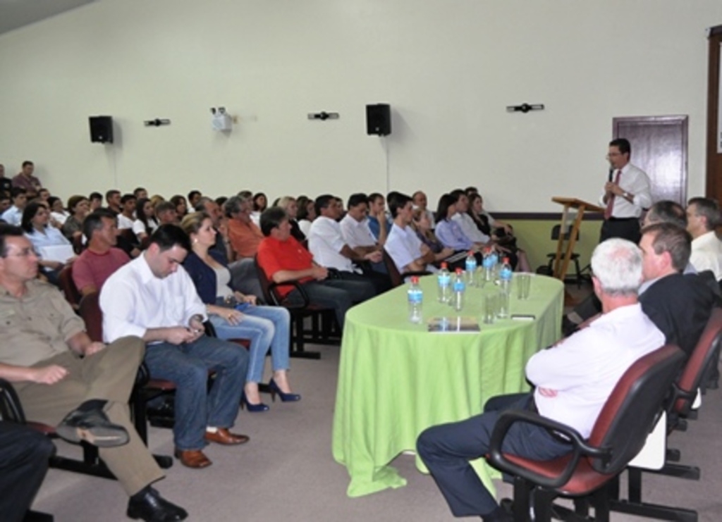 Divulgação - No lançamento do Programa Juro Zero, 24 empreendedores individuais foram beneficiados com cerca de R$ 70 mil