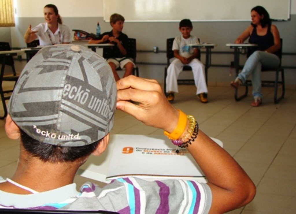 Folha do Oeste - Em torno de 60 estudantes participaram das oficinas da 9ª Conferência Municipal em SMOeste