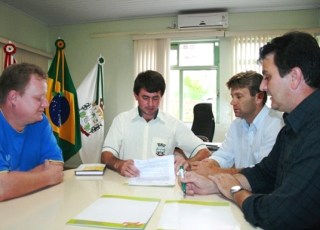 Foto: Sadi Reckziegel / SDR-Itapiranga - Tunápolis recebeu a liberação de três convênios que somam R$ 546,4 mil