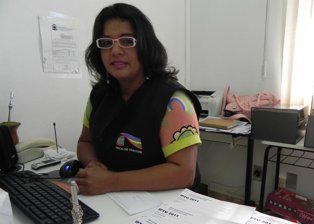 Divulgação - Fiscal de tributos da prefeitura, Seres Terezinha Lopes