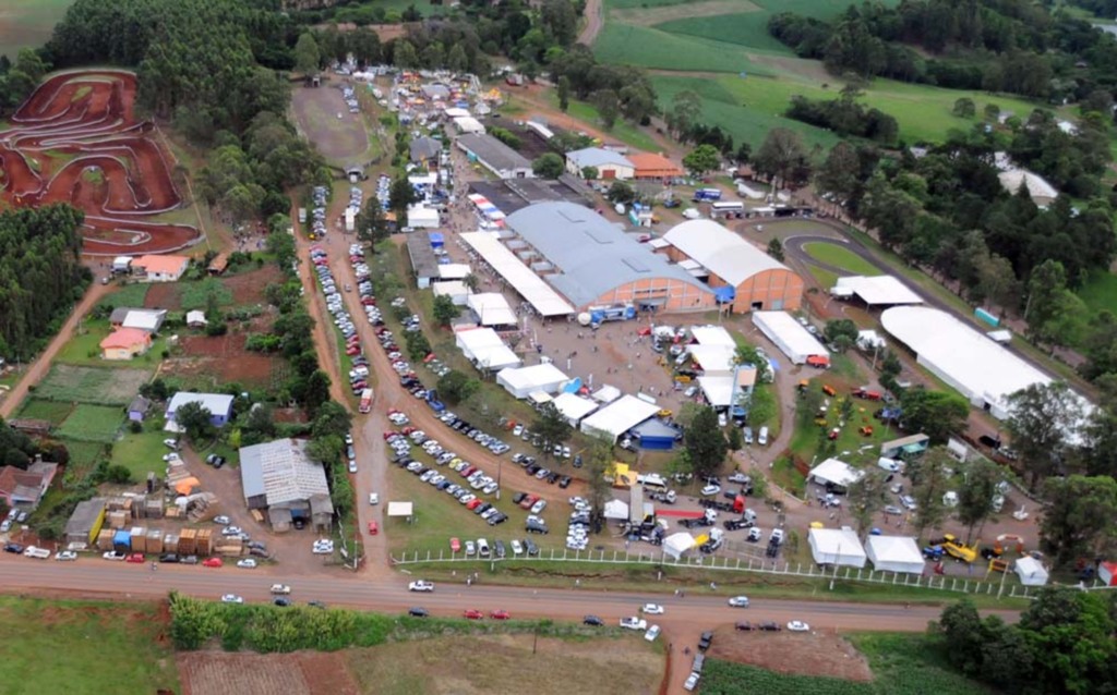 Arquivo Divulgação - Em 2009 a Expo São Miguel realizada em conjunto com a Feira do Pêssego reuniu 47 mil pessoas