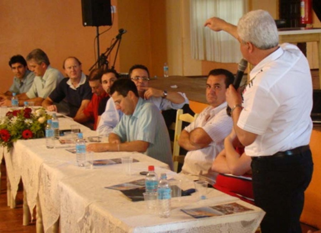 Divulgação - Representantes do PR de Campo Erê, Anchieta, SMOeste e Iporã participaram do encontro