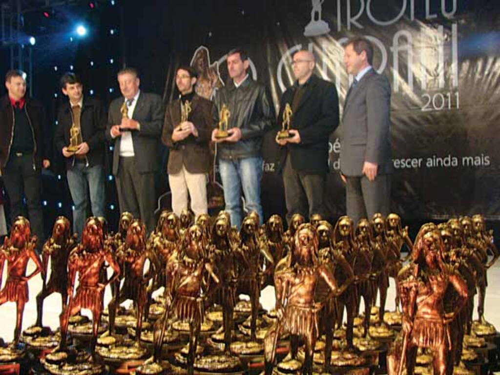 Troféu O Guarani premia empresas que mais contribuem para o movimento econômico