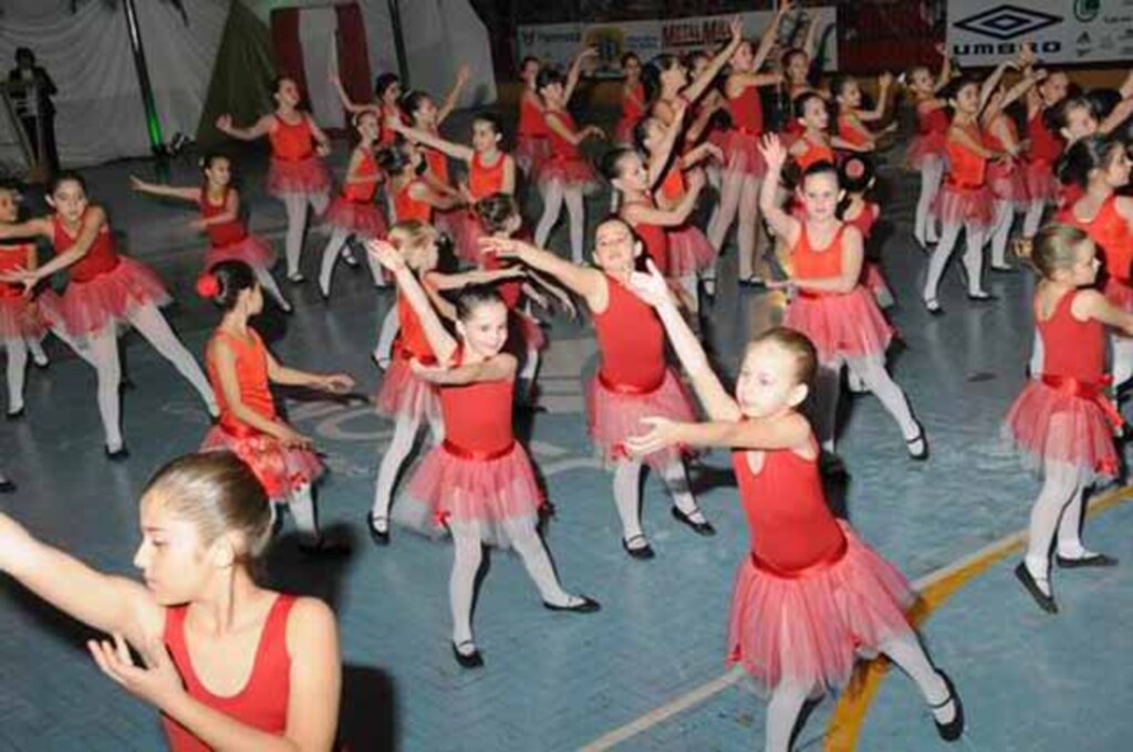 Revelação de talentos locais