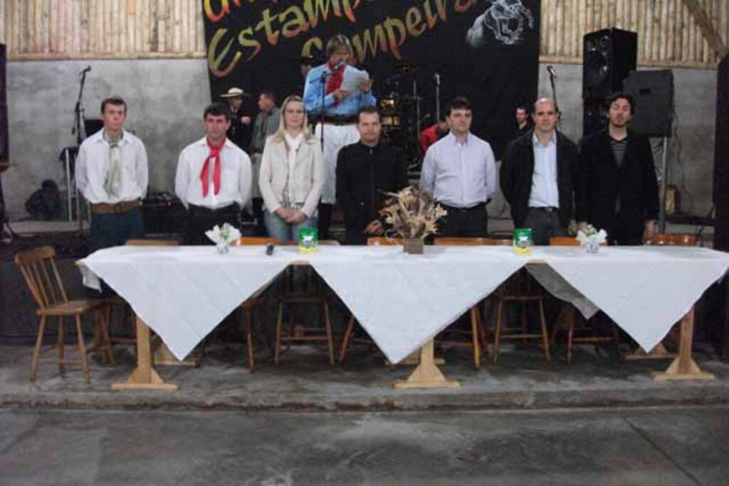 Inaugurado CTG Última Porteira