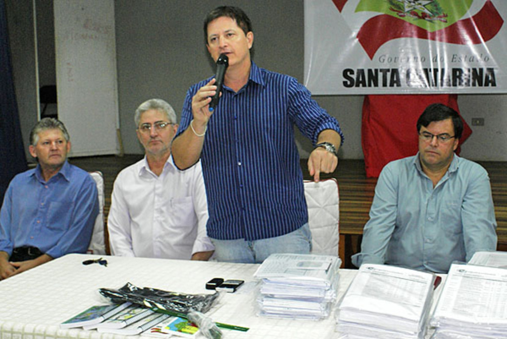 SDR apresenta projetos de reformas das 17 escolas da Regional