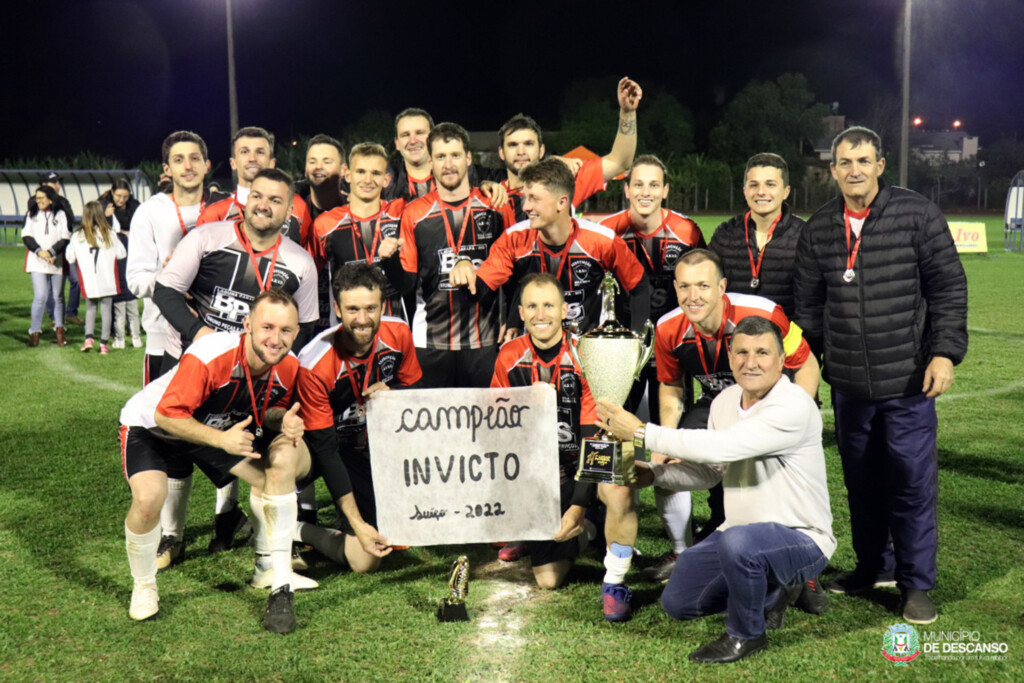 Campeonato de Futebol Suíço é finalizado com grande público em Descanso