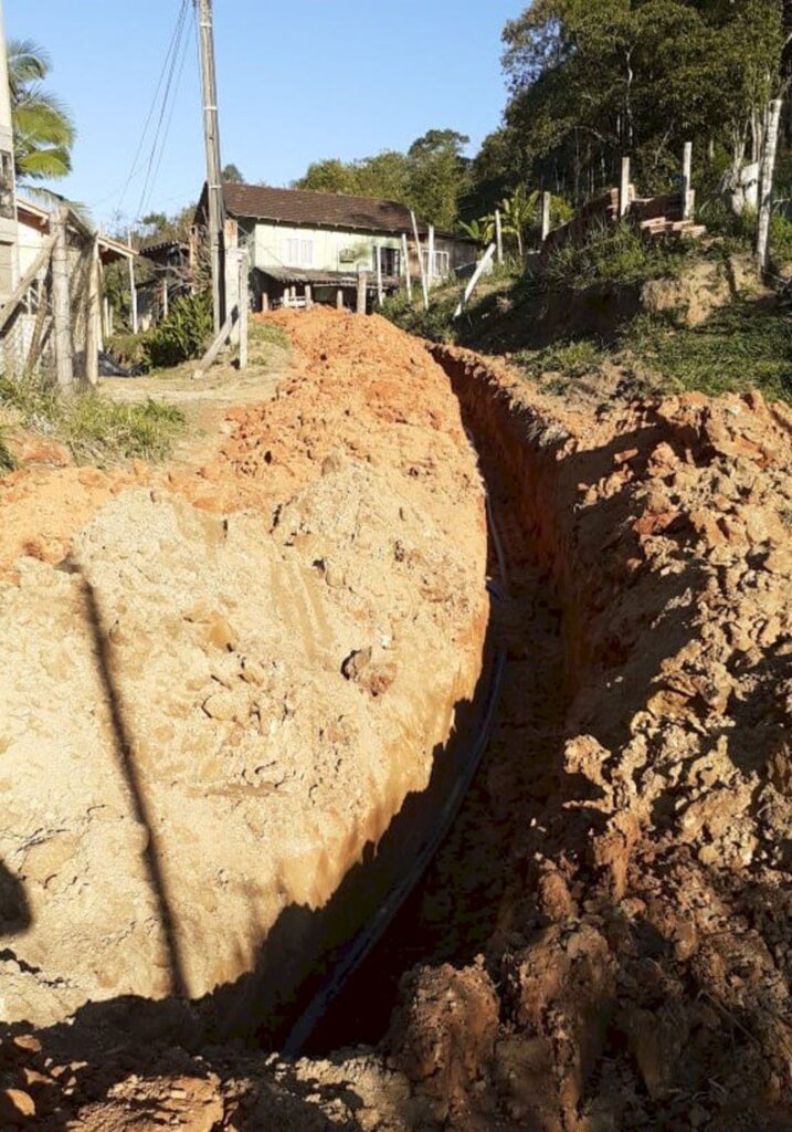 Água tratada chega aos moradores da localidade de Cordeiros e Ribeira em São Francisco do Sul