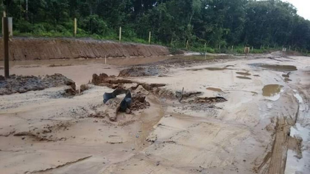 Comunidade faz abaixo assinado para continuidade de obras em trecho da Costa do Encanto