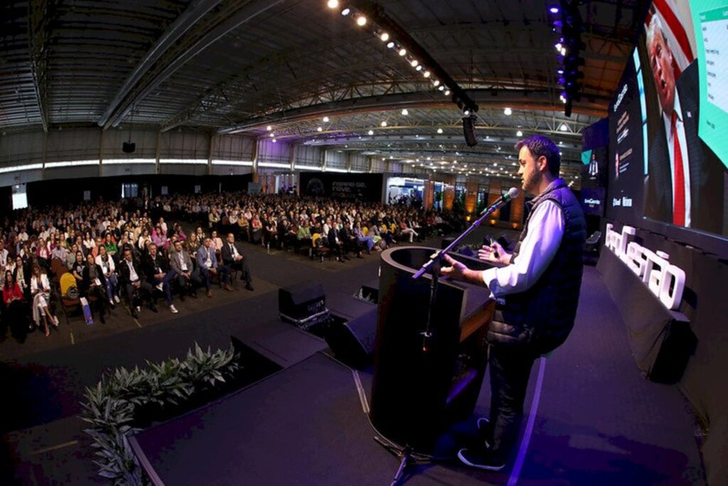 'Desglobalização', ciência de dados, empreendedorismo, competitividade, palavras-chave do segundo dia da ExpoGestão