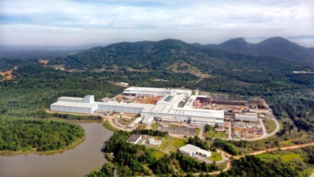 ArcelorMittal Vega completa 19 anos de operação e divulga estudo sobre influência positiva no desenvolvimento regional