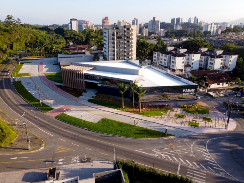 Plaenge realiza happy-hour aberto ao público para marcar o aniversário de Joinville