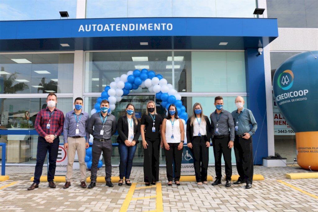 Acredicoop cooperativa de crédito expande suas atividades com inauguração de unidade em Itapoá